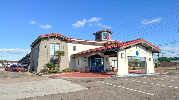 A la foto es mostra l'objecte Motel 6-Beaumont, TX situat a la ciutat de Beaumont.