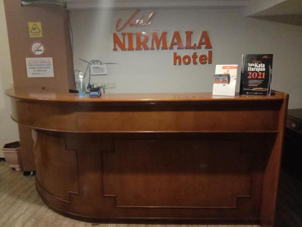 På bildet vises objektet Votel Nirmala Hotel Malang som ligger i byen Bareng.