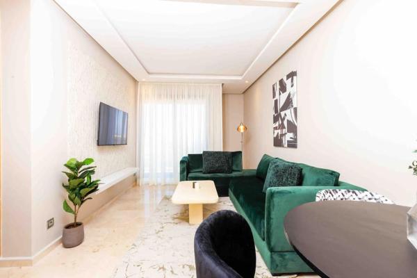 På billedet ses objektet Central Charm: 1-Bed Apartment in Hay Riad beliggende i byen Rabat.