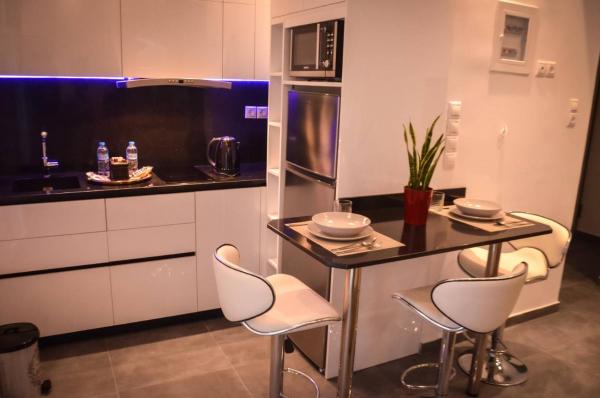 Galaxyhome, Athens