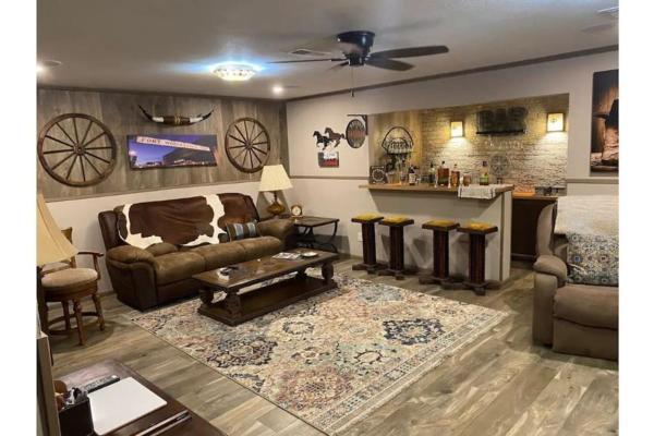 Stockyards! Walk 3 Blocks-ranch House Sleeps 8 - Fort Worth, TX