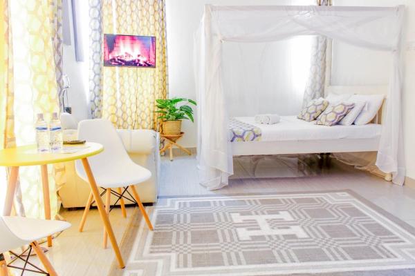 Na fotografii je vidět objekt SeaEsta suite 64 Nyali Mombasa nacházející se ve městě Nyali.