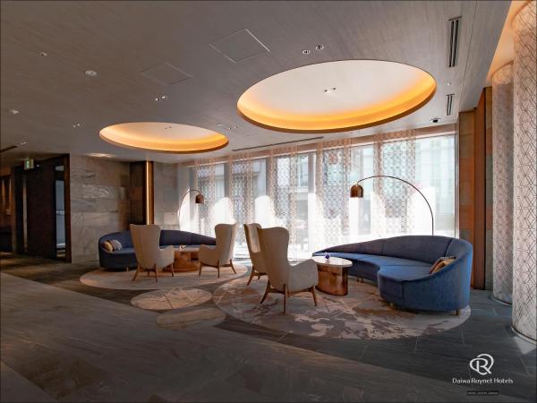 På billedet ses objektet Daiwa Roynet Hotel Osaka Sakaisuji Honmachi PREMIER beliggende i byen Osaka.
