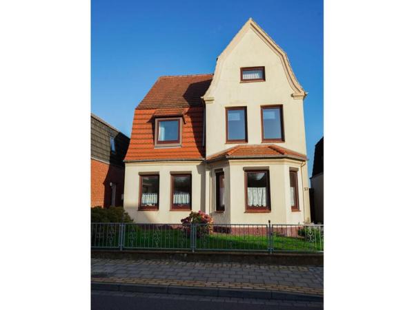 På billedet ses objektet Holiday apartment in Beatenberg beliggende i byen Osterhusum.