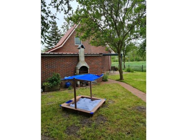 A la foto es mostra l'objecte Country house country idyll with garden situat a la ciutat de Neuwesteel.