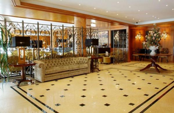 A la foto es mostra l'objecte Hotel Moliceiro situat a la ciutat de Aveiro.