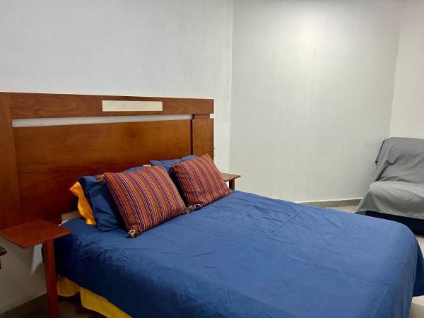 写真にはトゥランシンゴ市にあるHabitación Privadaが写っています。