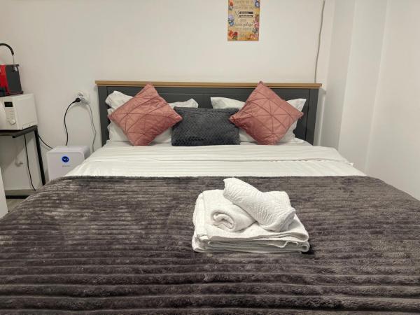 Prime 2 Studio - Half Ground Level With Windows - Demisol, Bucharest