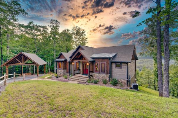 写真にはOasis市にあるHigh Ridge Lodge- Epworth GAが写っています。