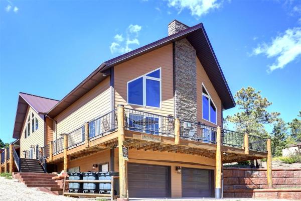 På billedet ses objektet Rocky Ridge Lodge beliggende i byen Lead.