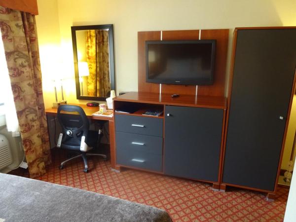 Foto 3: Ramada by Wyndham Staten Island