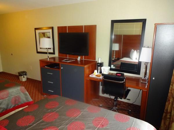 Foto 9: Ramada by Wyndham Staten Island