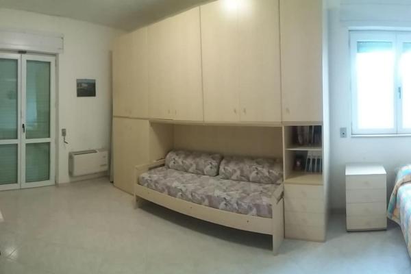 På billedet ses objektet Appartamento 6 letti con cucina e parcheggio privato gratuito beliggende i byen Candela.