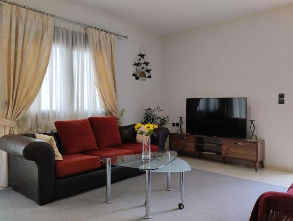 A la foto es mostra l'objecte XΡΗΣΤΟΣ house situat a la ciutat de Ioànnina.