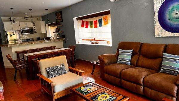 Billede 4: Light & Breezy Beach Side Condo!