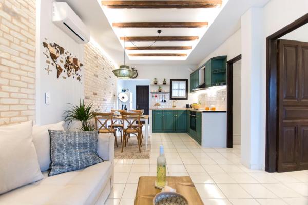 Na fotografii je vidět objekt Beachside Gem at Kanouli - Villa Ariti, 2BD & Garden nacházející se ve městě Halikounas.