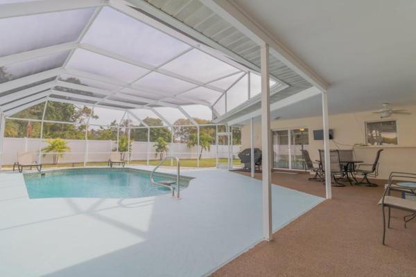 Na zdjęciu widoczny jest obiekt Sea Salt Retreat! Private pool home in Bradenton just 5 miles from Anna Maria! położony w mieście Bradenton.