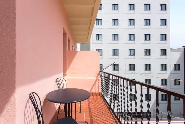 The Collection Barcelona - 3BD only for Families in Poblenou next to the beach!, Barcelona