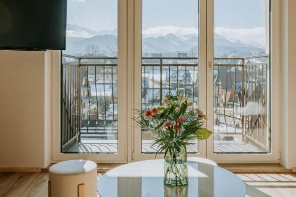 På bildet vises objektet Apartamenty widokowe Zakopane som ligger i byen Hrube.