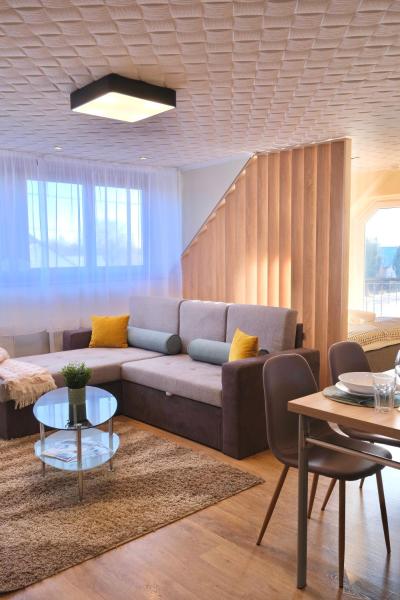 A la foto es mostra l'objecte Trón Apartman situat a la ciutat de Siklós.