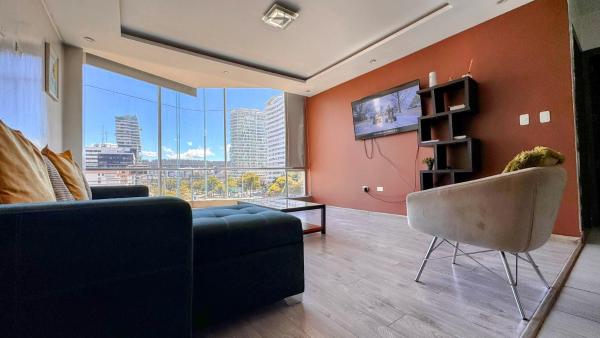 A la foto es mostra l'objecte Edificio Tofino situat a la ciutat de Quito.
