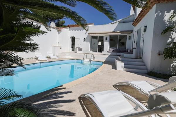 En la foto se muestra el objeto Maison de charme au cœur du golfe de Saint-Tropez ubicado en la ciudad de Gassin.