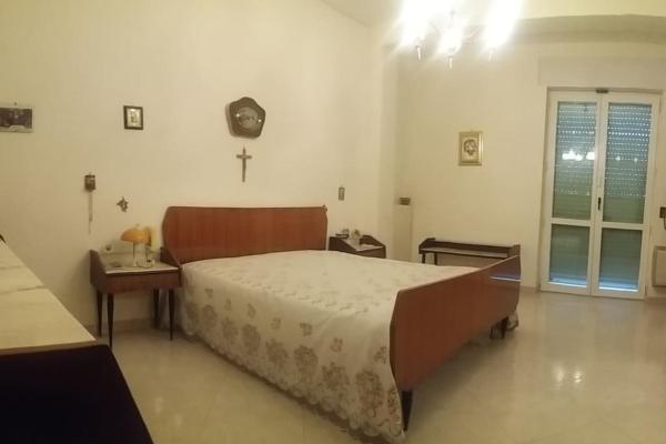 På billedet ses objektet Appartamento 16 letti con cucina e parcheggio privato gratuito beliggende i byen Candela.