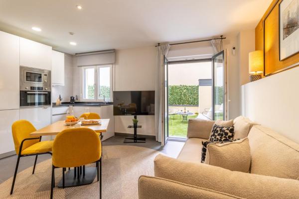 Charming Ground-Floor Apartment with Private Terrace Latina Toledo I, Madryt
