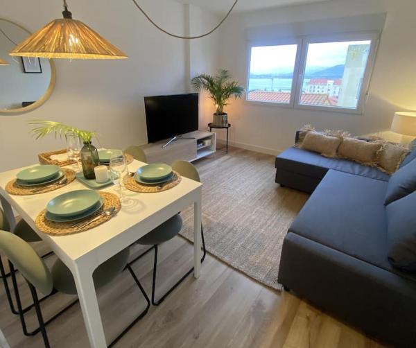 På billedet ses objektet Apartamento en Santander con vistas al mar beliggende i byen Santander.