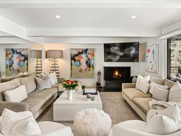 Chateau Roaring Fork 24, Remodeled Condo W River Views, Large Tvs, Fireplace, Near Gondola! - Aspen, CO