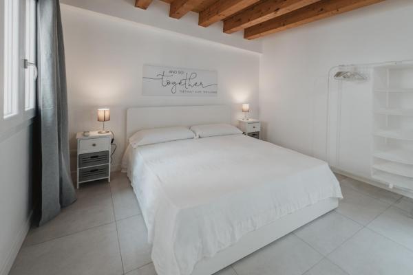 A la foto es mostra l'objecte Art Home Collection by Wonderful Italy situat a la ciutat de Cefalù.