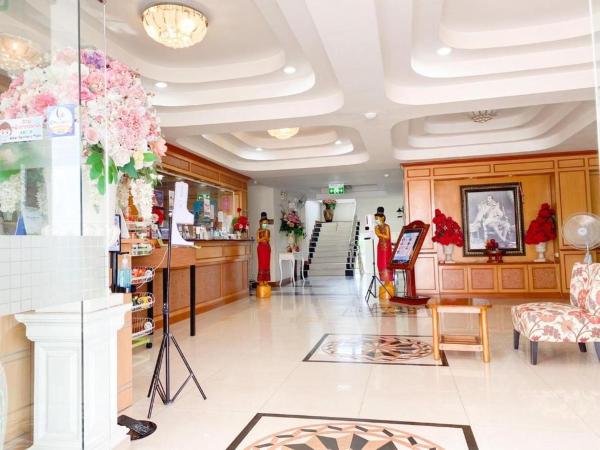 A la foto es mostra l'objecte Siamtara Palace Hotel situat a la ciutat de Yang Talat.