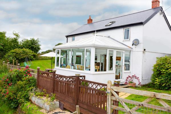 Na fotografii je vidět objekt Trepartridge Cottage Llanelli nacházející se ve městě Llanelli.