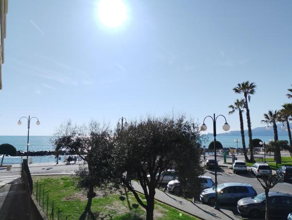 A la foto es mostra l'objecte Incantevole appartamento davanti al mare, Chiavari situat a la ciutat de Bacezza.