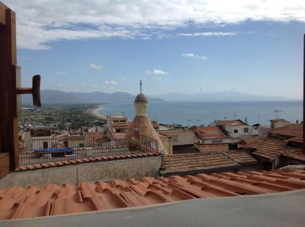 På billedet ses objektet centro storico vicino al mare beliggende i byen SantʼAlfonso.