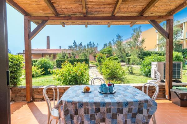 На фото показан объект Le Dimore Ibiscus, расположенный в городе Стинтино.