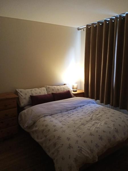 A la foto es mostra l'objecte Highly Comfortable Home situat a la ciutat de Hatfield.