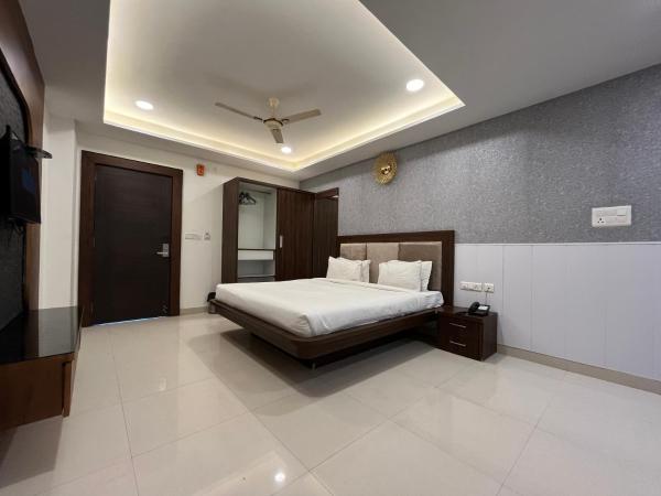 A la foto es mostra l'objecte Hotel Shri Radha Nikunj - Opposite Prem Mandir situat a la ciutat de Vrindāvan.