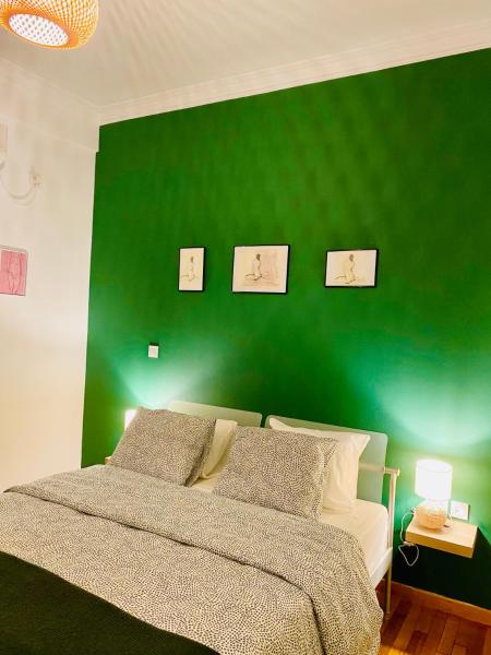 Antinoros Inn, Stylish Apartment,3' To Metro - Athens