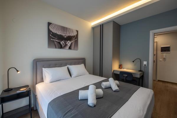 Talkabout - Spacious 48 Sqm - 3' To Metro - Next To Ippokrateio Hospital - Thessaloníki