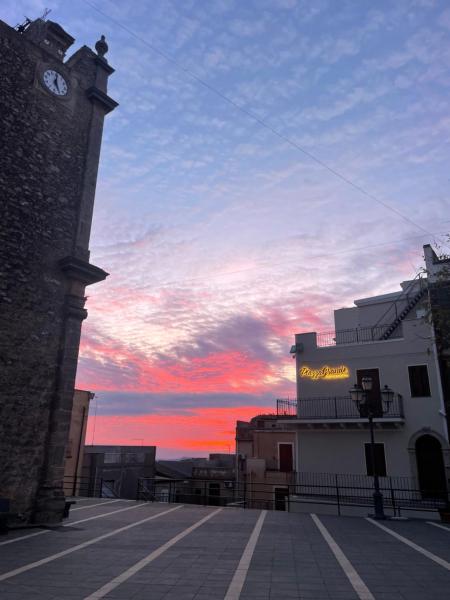 Nella foto è visibile l'oggetto Piazza Grande - Soggiorni Brevi situato nella città di San Cono.