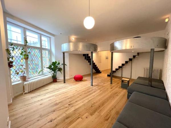 Spacious Apartment in Kreuzberg, Berlín