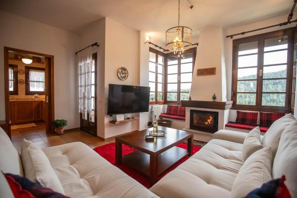 A la foto es mostra l'objecte Alonia Forest House situat a la ciutat de Kerasea.