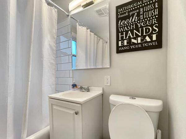 Fun & Charming 1br Apt Near Drake的照片6