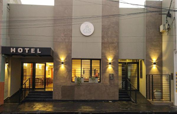 Na foto é possível ver o objeto GS Hotel localizado na cidade de Salta.