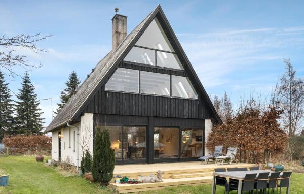 照片显示了位于Langebæk市的Lovely Home In Mern With Wifi物件。