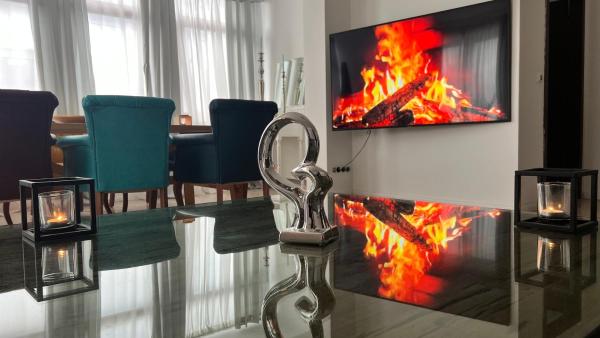 A la foto es mostra l'objecte Ein charmanter Zweifamilienhaus situat a la ciutat de Berlín.
