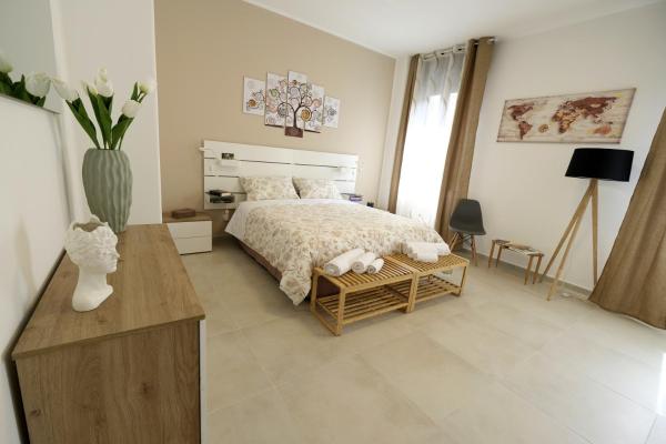 A la foto es mostra l'objecte Victoria Home Living situat a la ciutat de Catània.