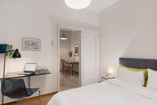 A la foto es mostra l'objecte Homely Apt in Neapoli, Exarcheia situat a la ciutat de Atenes.