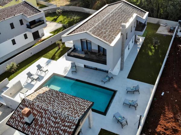 照片显示了位于Rebići市的Villa Istra Relax Diamond物件。